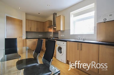 Richmond Road, Plasnewydd, Cardiff - Image 2